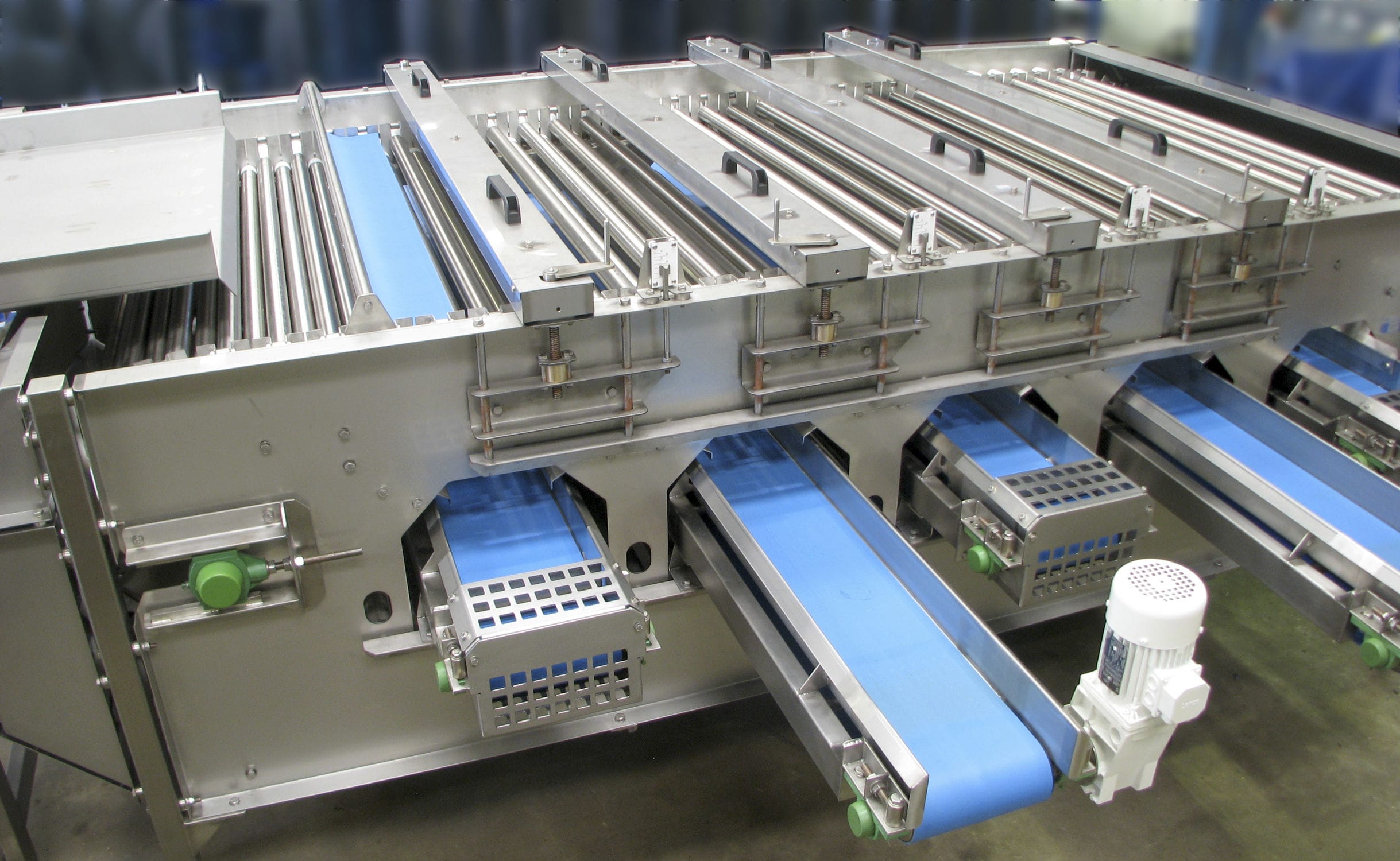 与球磨机配成闭路循环模式