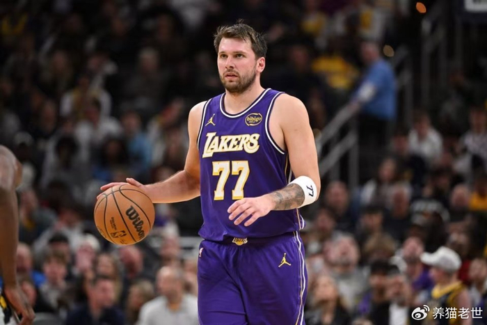 文班亚马登顶MVP榜 亚历山大排名下滑引热议